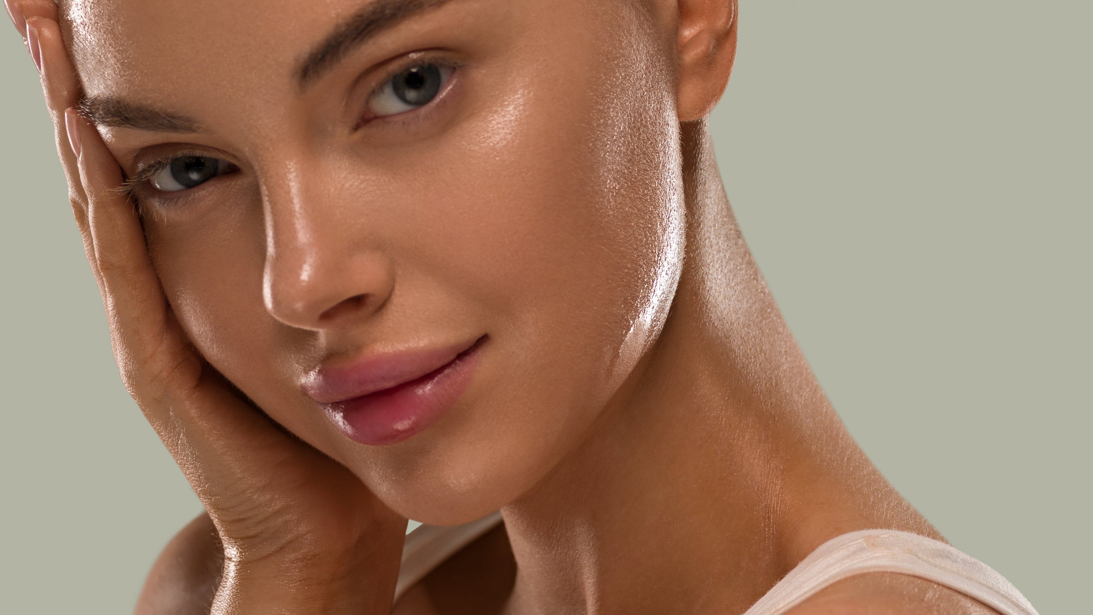 Recupérala y protégela: Cómo mantener tu piel hidratada (y luminosa) este invierno