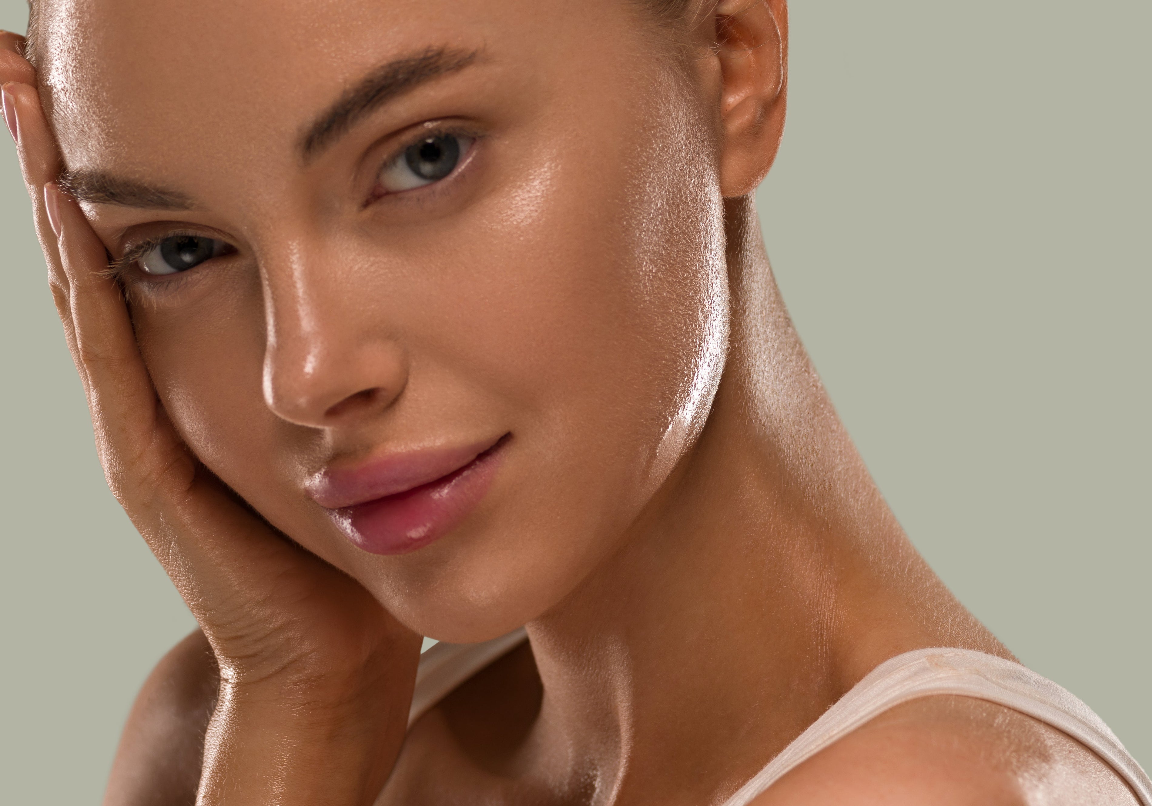 Recupérala y protégela: Cómo mantener tu piel hidratada (y luminosa) este invierno