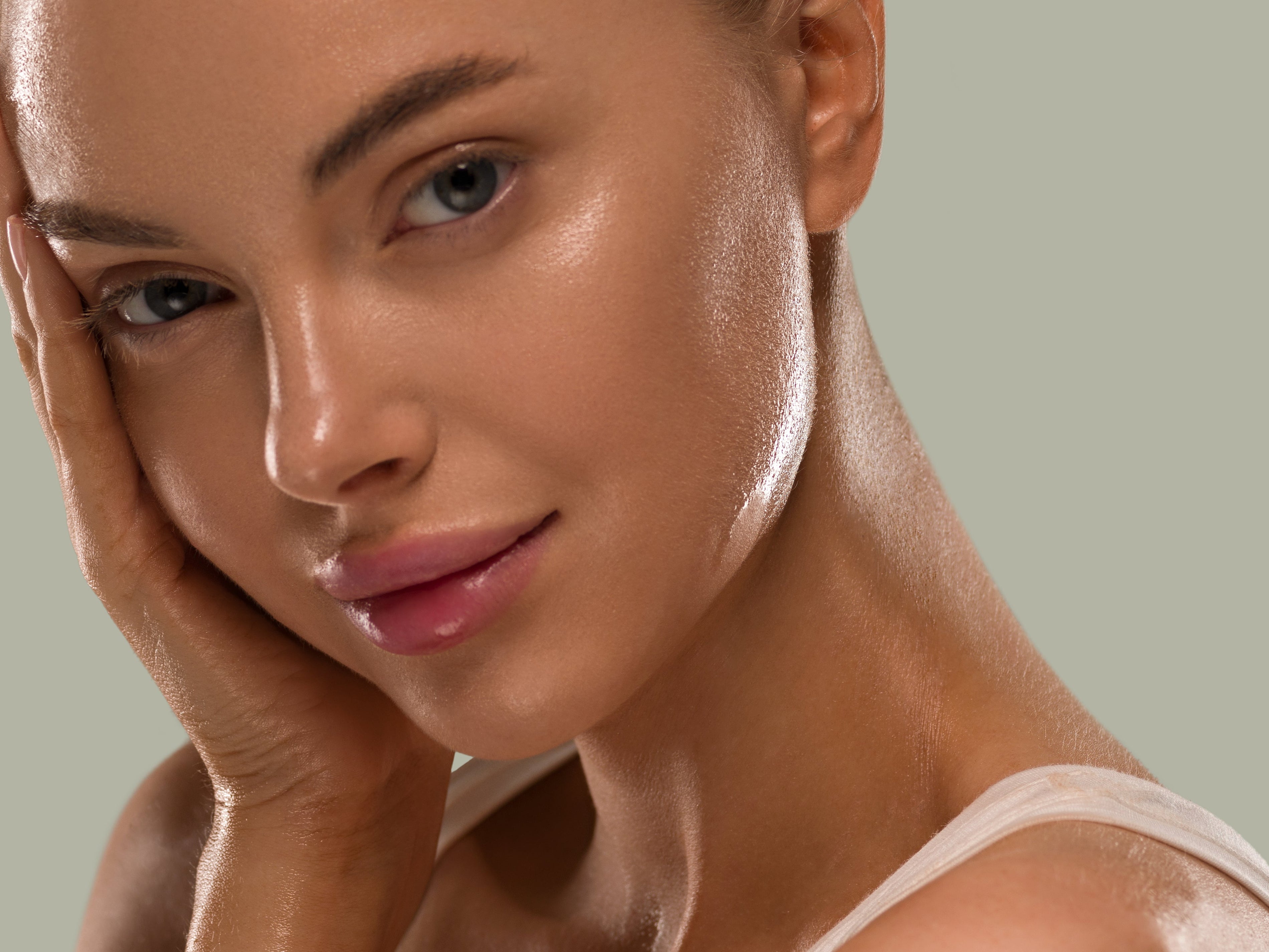 Recupérala y protégela: Cómo mantener tu piel hidratada (y luminosa) este invierno